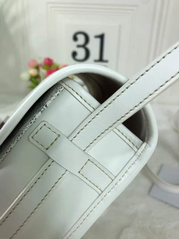 Goyard size:22*7*18cm - Image 16