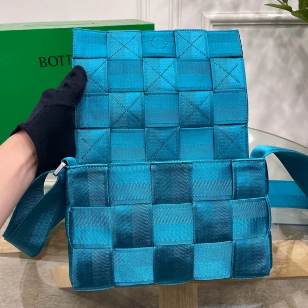 BV Bottega Veneta bag Size: 26x6cm Peacock blue - Image 3